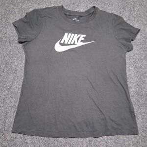 Nike Swoosh Black Graphic Tee The Nike Tee‎ Women's Medium